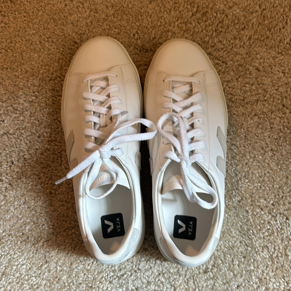 Veja White Sneakers - Picture 2 of 7